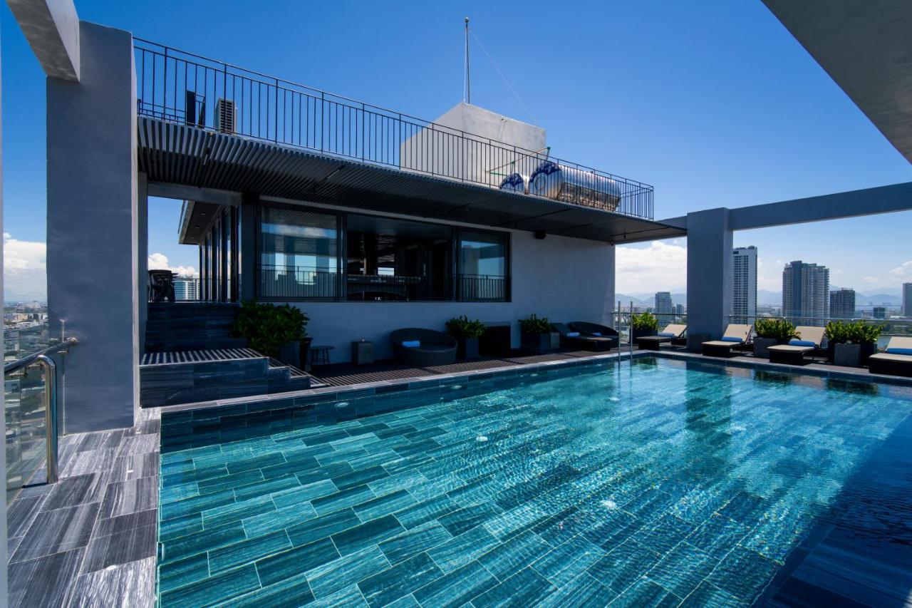 Luxtery Hotel & Spa Da Nang Buitenkant foto