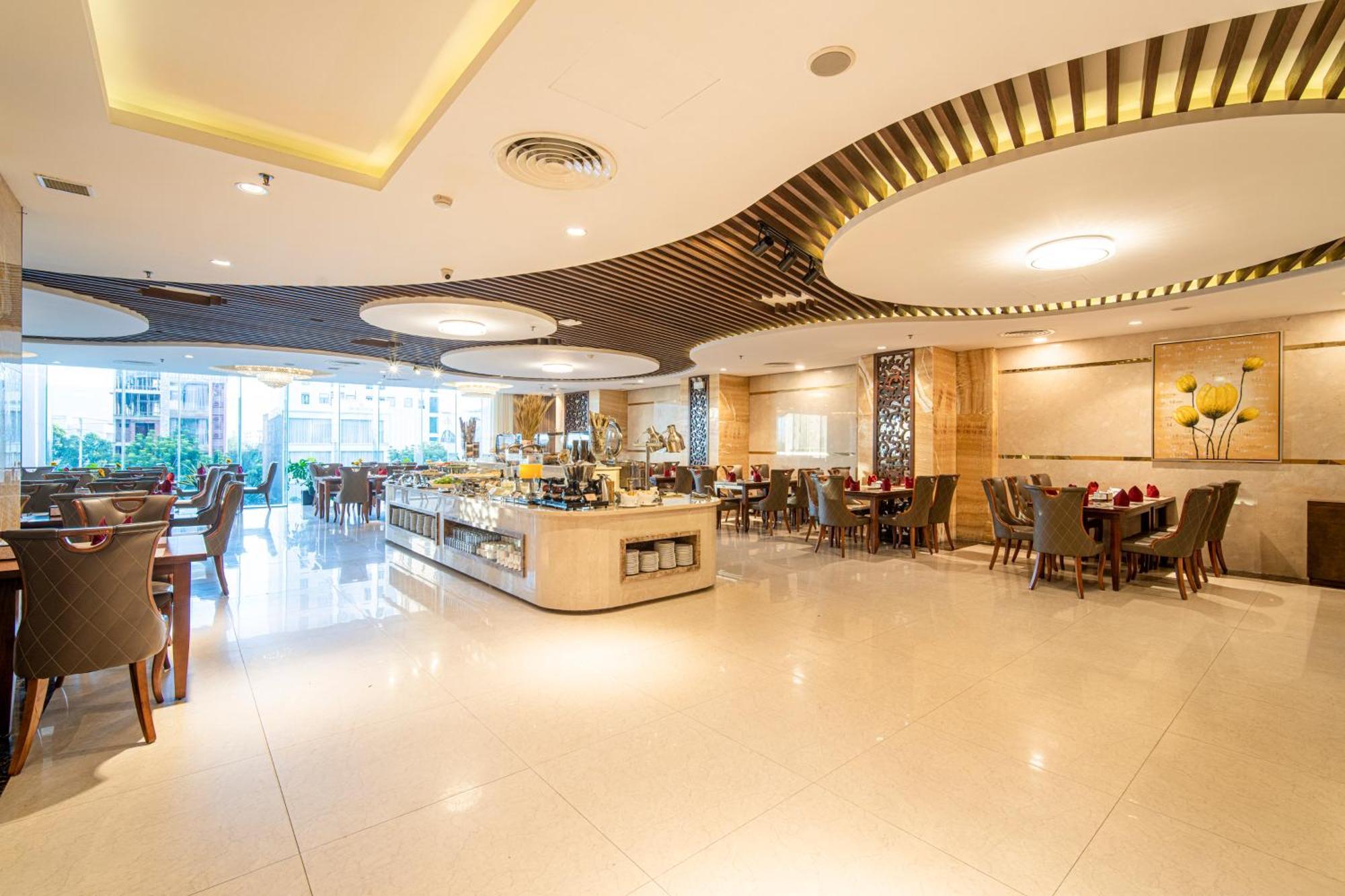 Luxtery Hotel & Spa Da Nang Buitenkant foto
