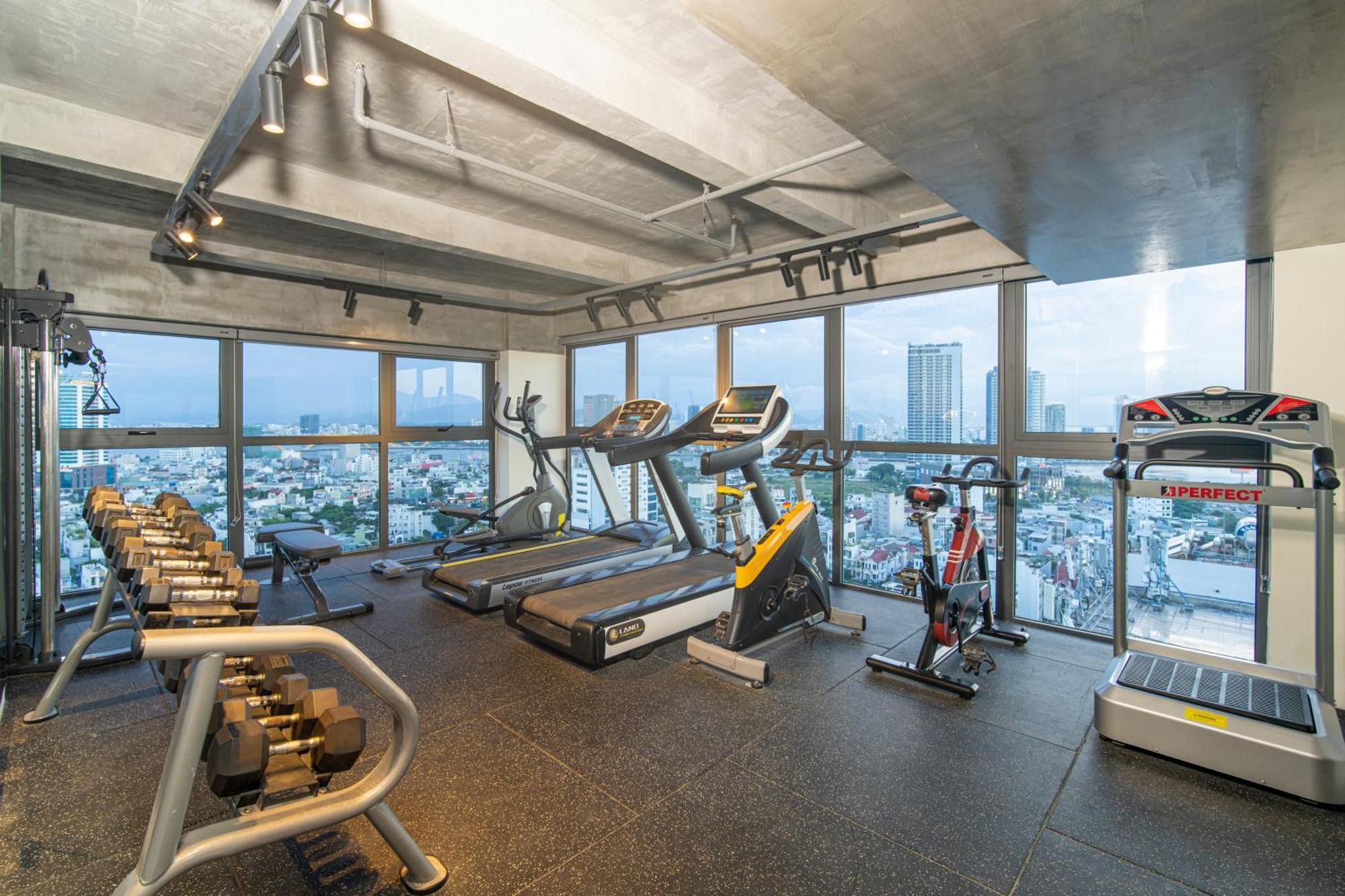 Luxtery Hotel & Spa Da Nang Buitenkant foto