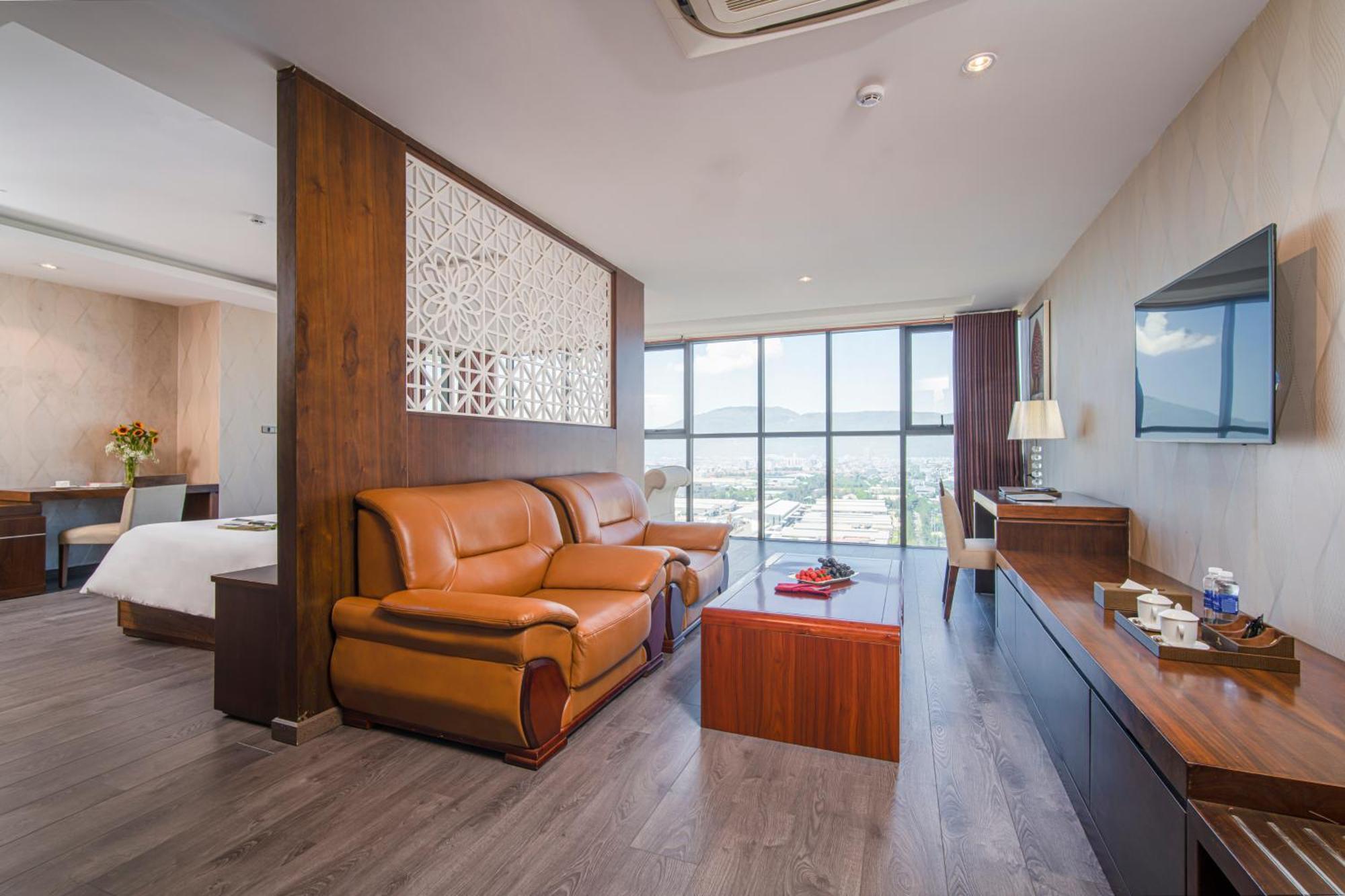 Luxtery Hotel & Spa Da Nang Buitenkant foto
